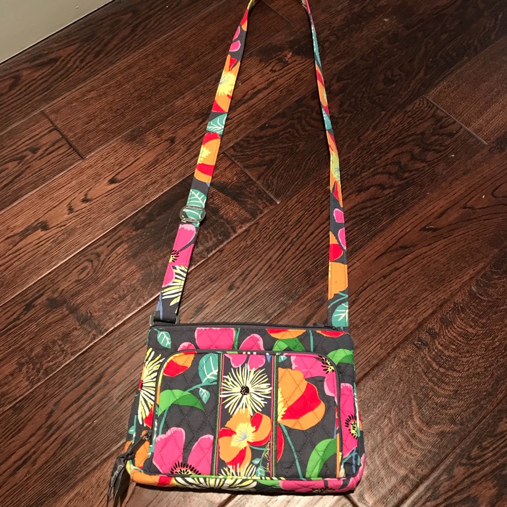 Vera Bradley crossbody NWOT